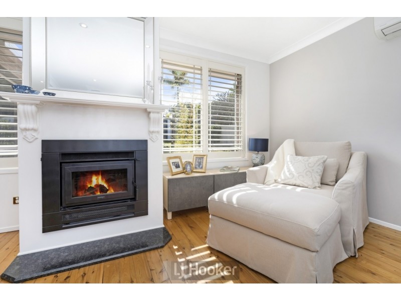 25 Alkrington Avenue, Fishing Point NSW 2283