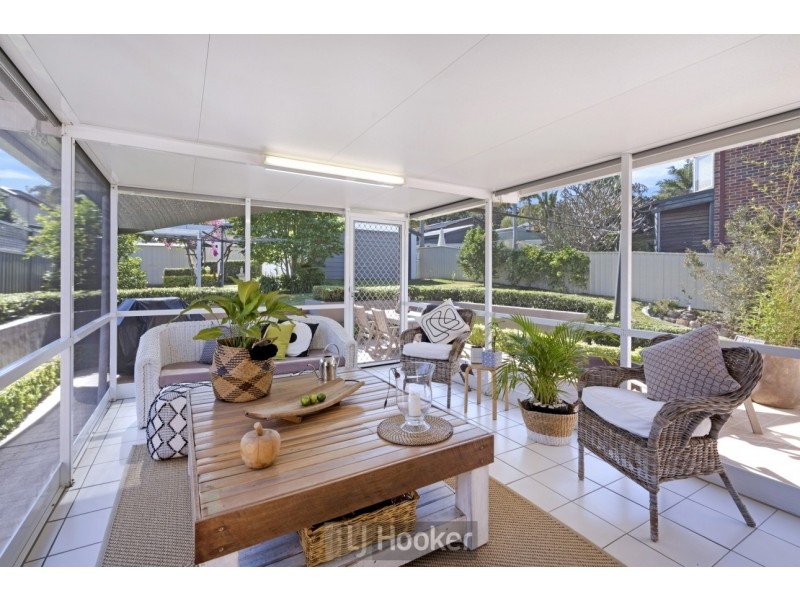 25 Alkrington Avenue, Fishing Point NSW 2283