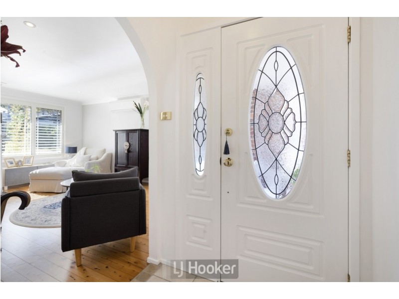 25 Alkrington Avenue, Fishing Point NSW 2283