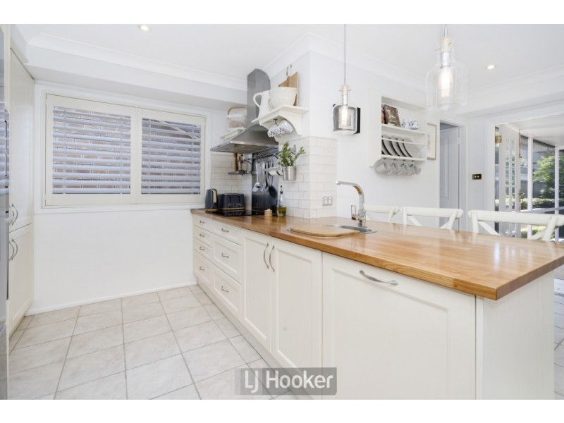 25 Alkrington Avenue, Fishing Point NSW 2283