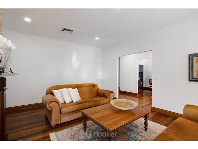 158 Coal Point Road, Coal Point NSW 2283