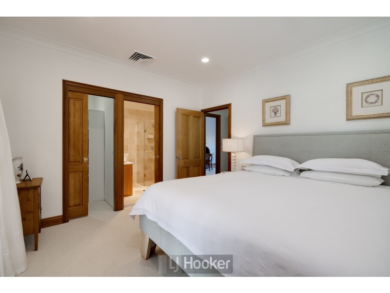 158 Coal Point Road, Coal Point NSW 2283