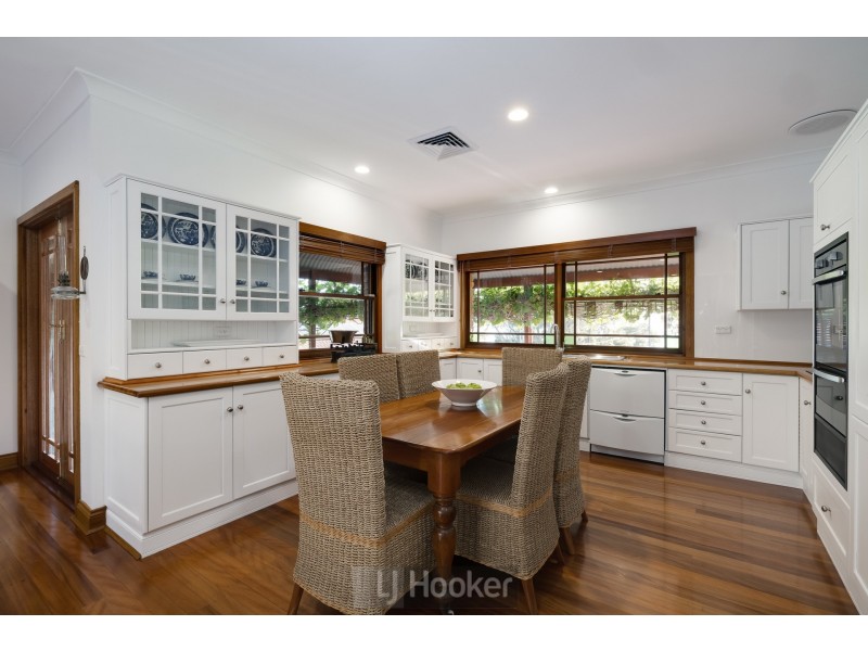 158 Coal Point Road, Coal Point NSW 2283