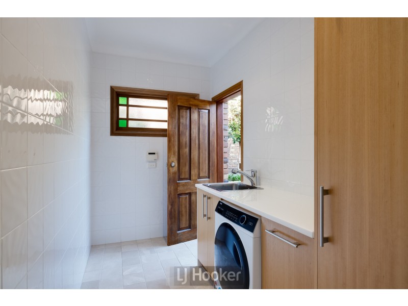 158 Coal Point Road, Coal Point NSW 2283