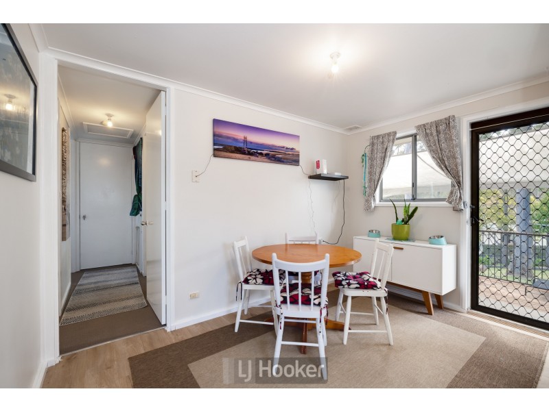 8 Leumeah Place, Bolton Point NSW 2283