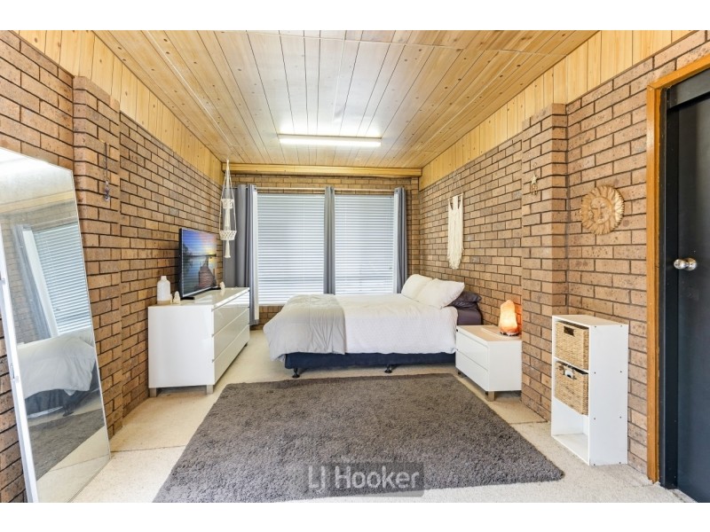 22 Canowie Crescent, Buttaba NSW 2283