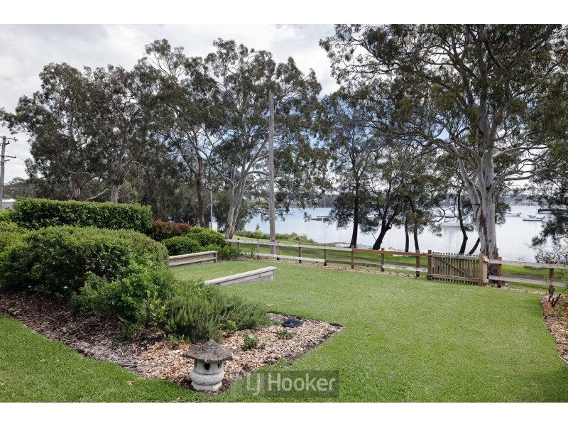 35 Puna Road, Wangi Wangi NSW 2267