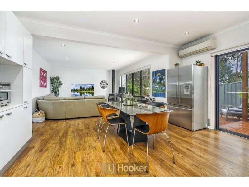 8/37 Laycock Street, Carey Bay NSW 2283