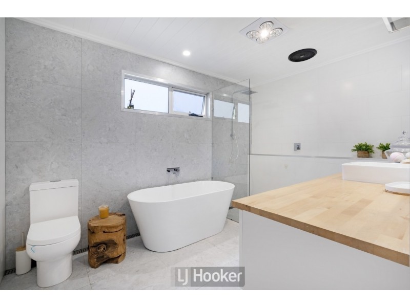 27 Peppertree Circuit, Toronto NSW 2283