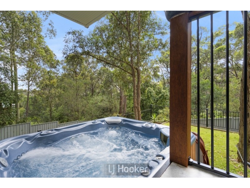 27 Peppertree Circuit, Toronto NSW 2283