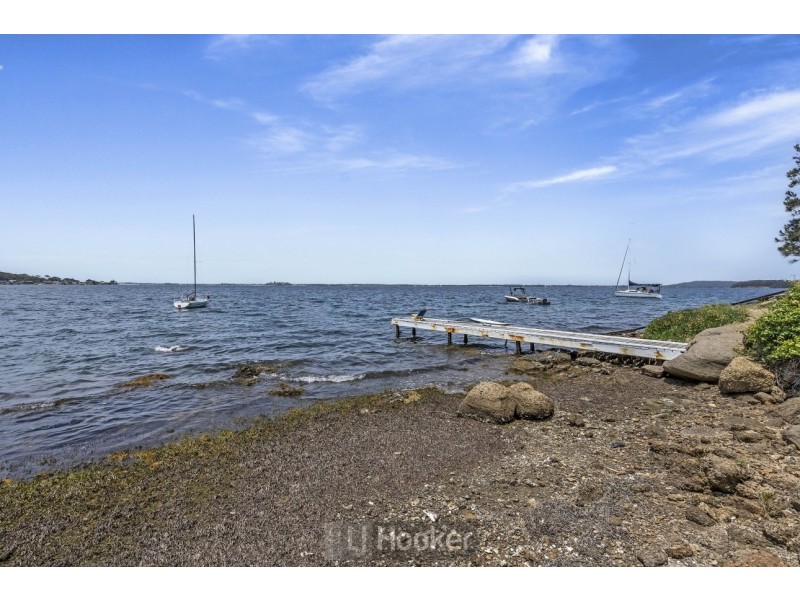 217 Fishing Point Road, Fishing Point NSW 2283