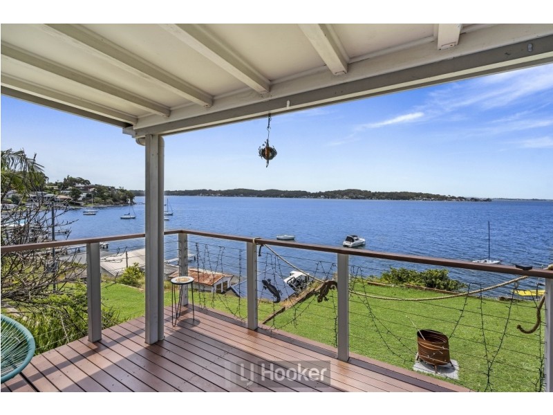 217 Fishing Point Road, Fishing Point NSW 2283