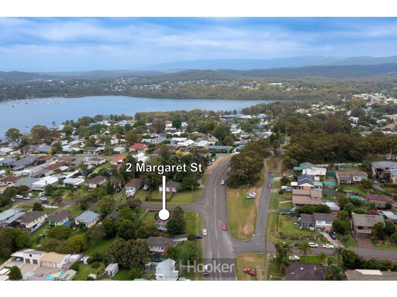 2 Margaret Street, Fennell Bay NSW 2283