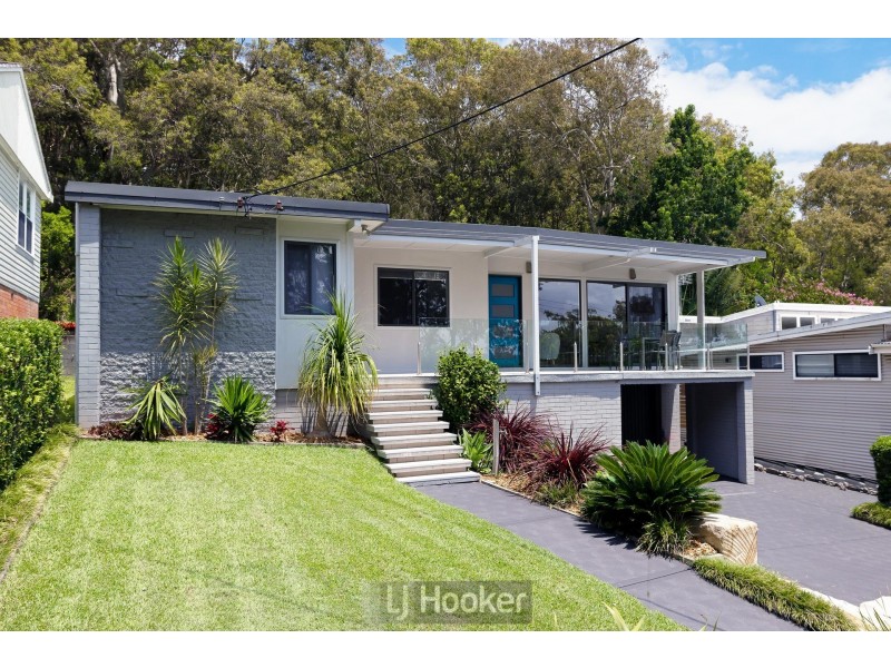 65 Skye Point Road, Coal Point NSW 2283