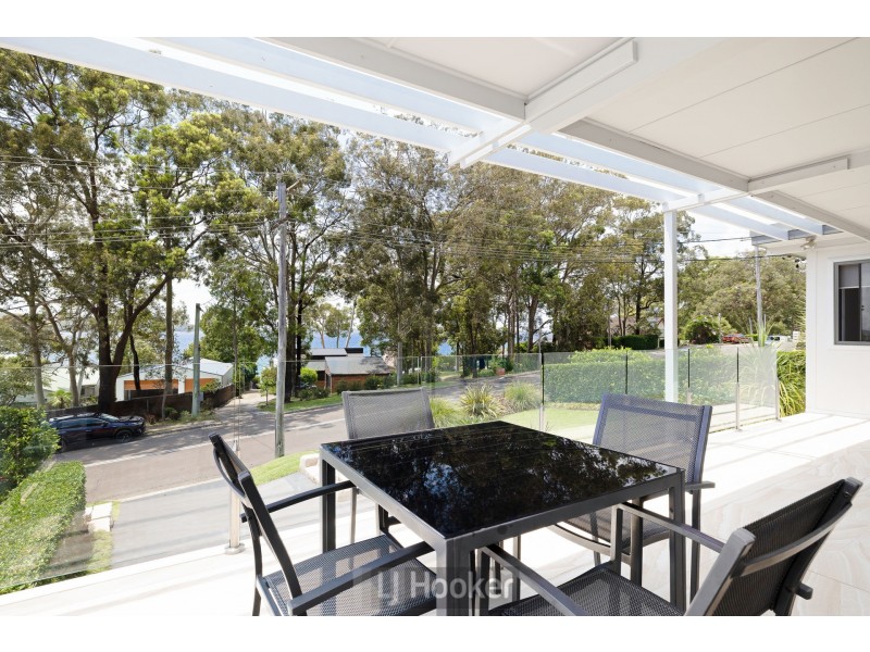 65 Skye Point Road, Coal Point NSW 2283