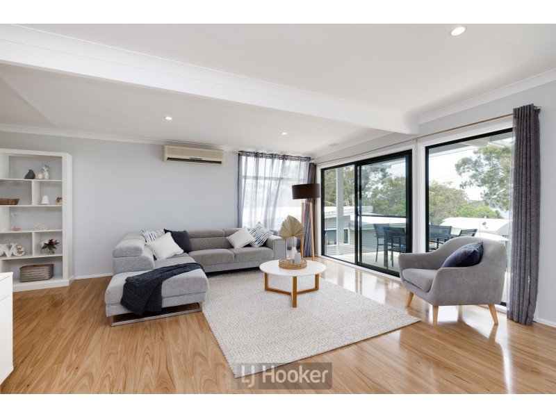 65 Skye Point Road, Coal Point NSW 2283