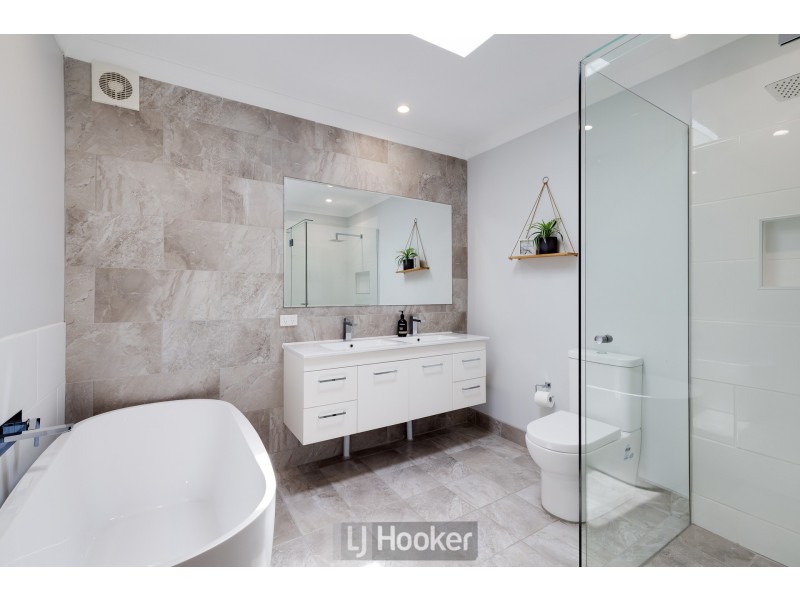 65 Skye Point Road, Coal Point NSW 2283