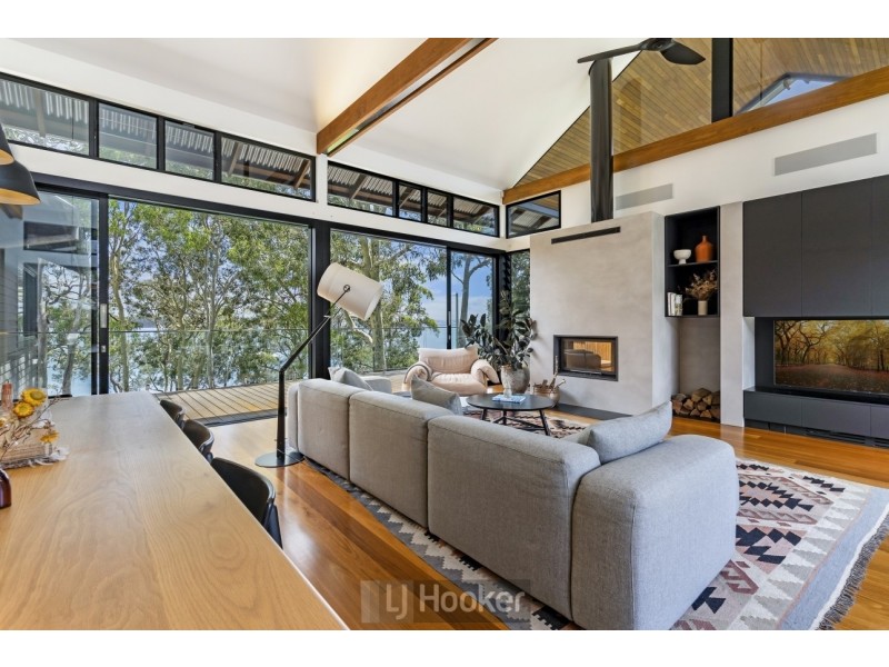185 Watkins Road, Wangi Wangi NSW 2267