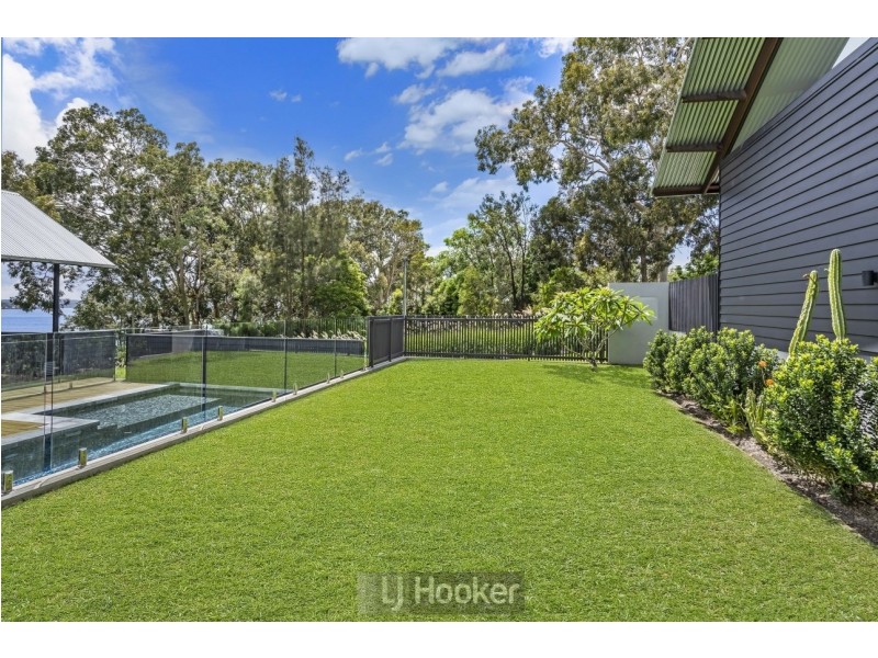 185 Watkins Road, Wangi Wangi NSW 2267