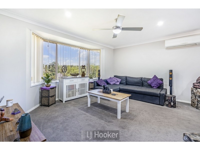 9 Honey Oak Drive, Toronto NSW 2283