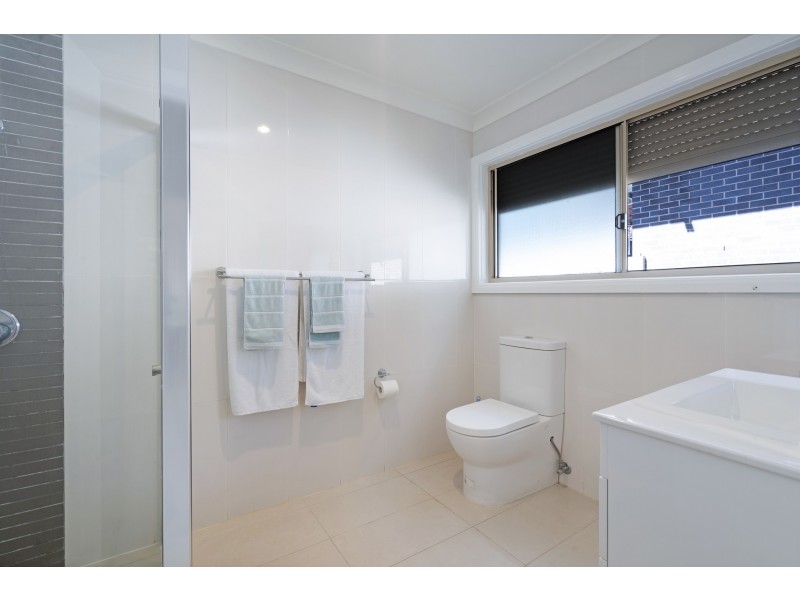 15B Sunlight Parade, Rathmines NSW 2283