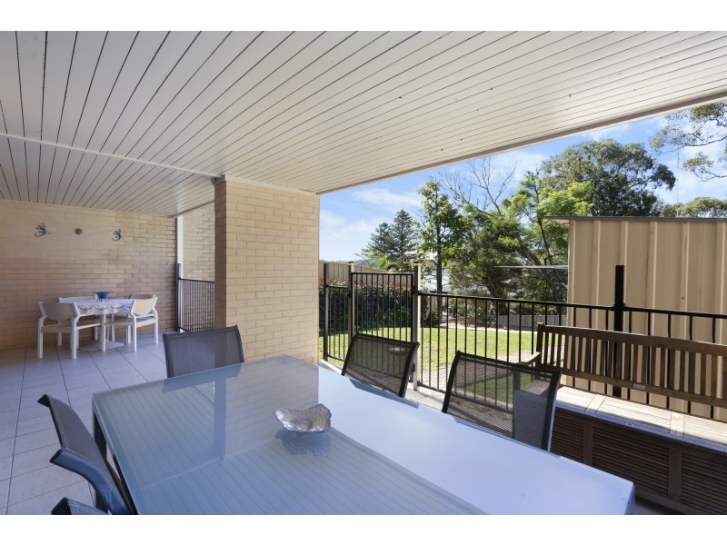 15B Sunlight Parade, Rathmines NSW 2283