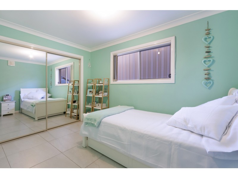 15B Sunlight Parade, Rathmines NSW 2283