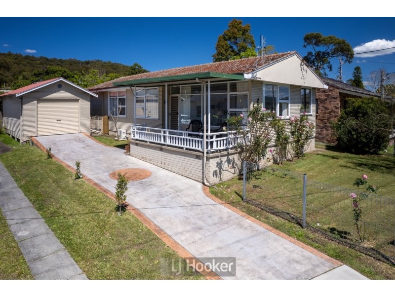 234 Awaba Road, Toronto NSW 2283