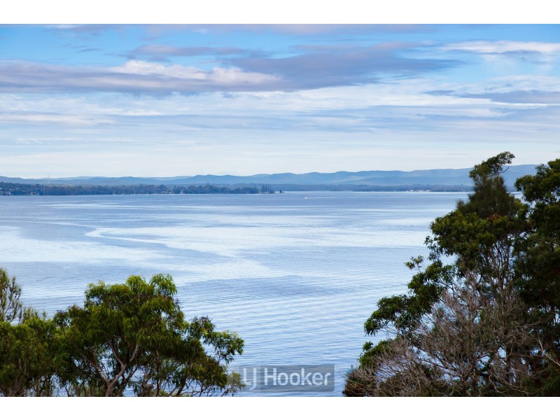 264 Dobell Drive, Wangi Wangi NSW 2267