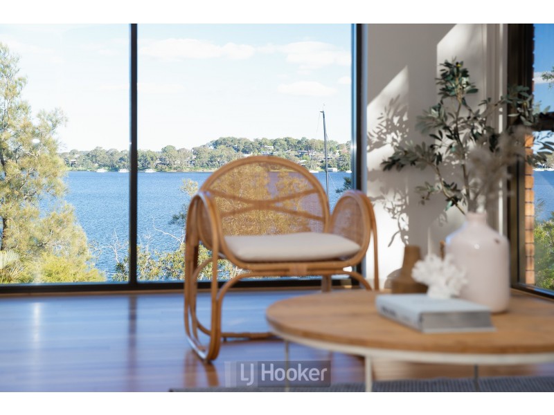 4 Sealand Road, Fishing Point NSW 2283