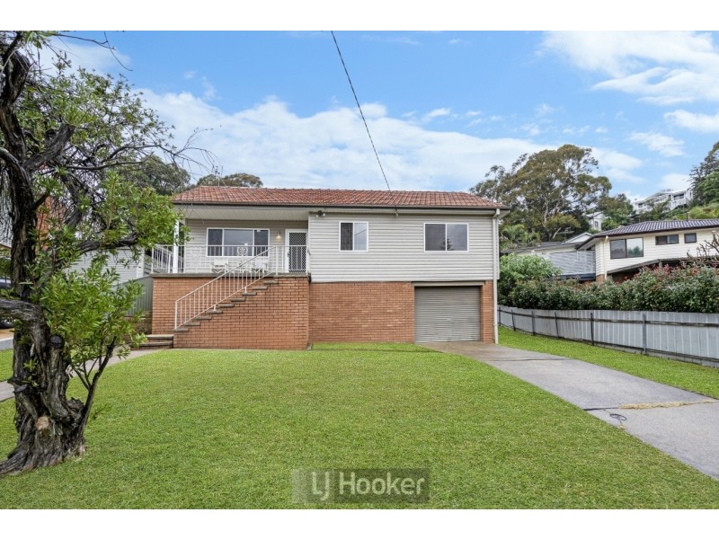 22 Christopher Avenue, Valentine NSW 2280