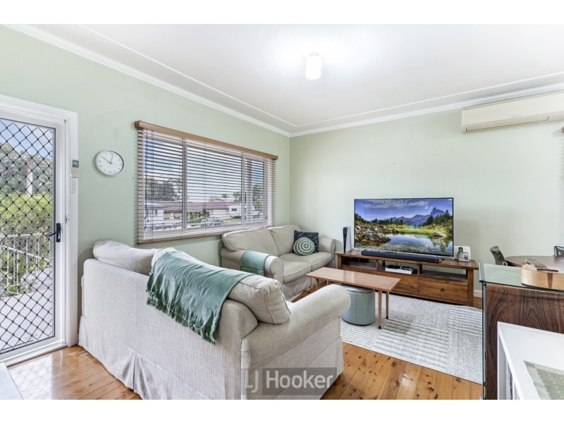 22 Christopher Avenue, Valentine NSW 2280