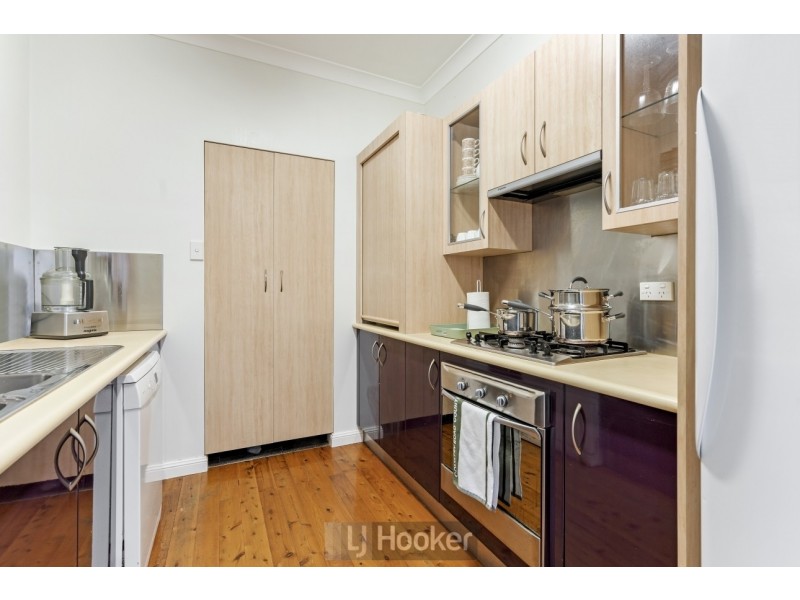 22 Christopher Avenue, Valentine NSW 2280