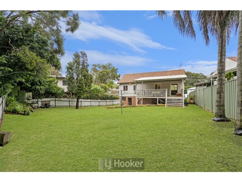 22 Christopher Avenue, Valentine NSW 2280