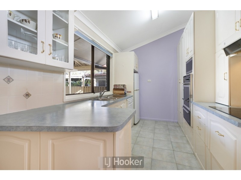 253 Excelsior Parade, Toronto NSW 2283