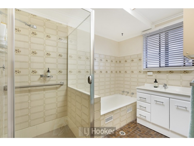 253 Excelsior Parade, Toronto NSW 2283