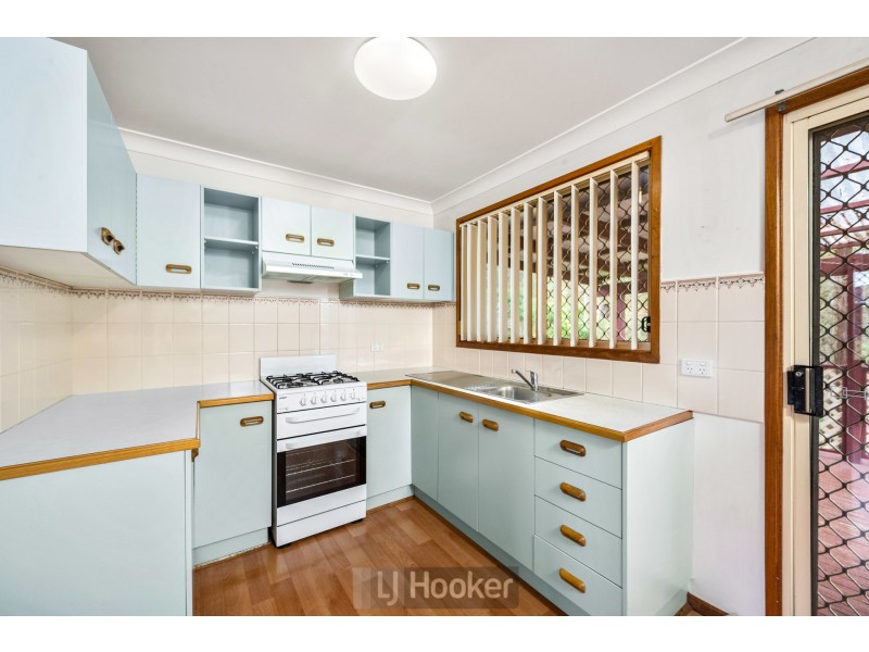 12 Lipton Close, Woodrising NSW 2284
