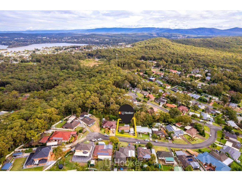 12 Lipton Close, Woodrising NSW 2284