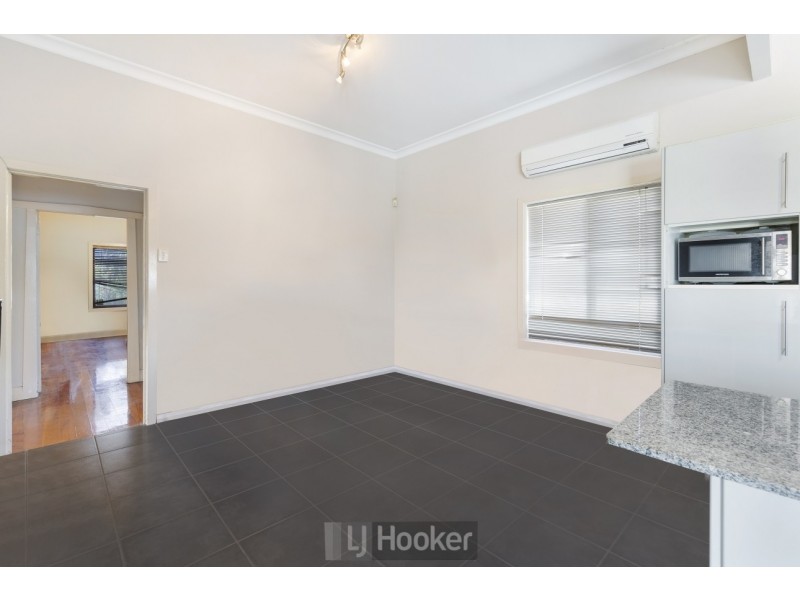 4 Speers Street, Speers Point NSW 2284