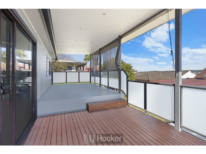 4 Speers Street, Speers Point NSW 2284