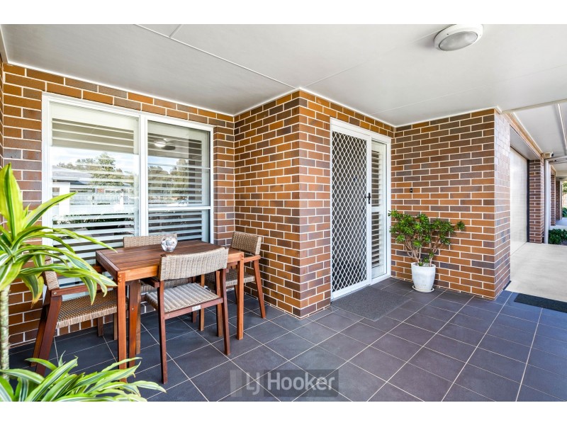 6 Lorikeet Circuit, Fullerton Cove NSW 2318