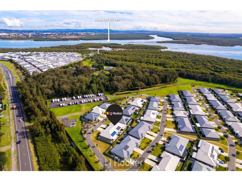 6 Lorikeet Circuit, Fullerton Cove NSW 2318