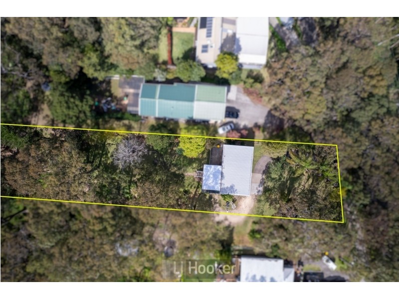 24 Coal Point Road, Coal Point NSW 2283