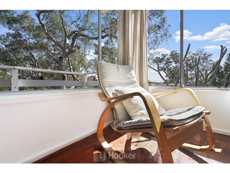 24 Coal Point Road, Coal Point NSW 2283