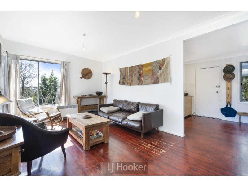 24 Coal Point Road, Coal Point NSW 2283