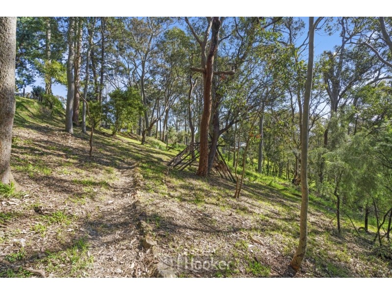 24 Coal Point Road, Coal Point NSW 2283