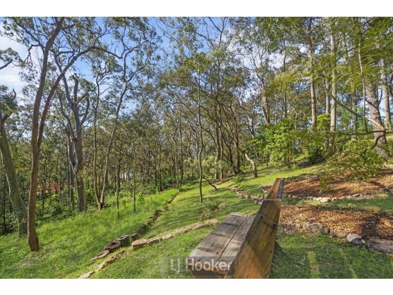 24 Coal Point Road, Coal Point NSW 2283