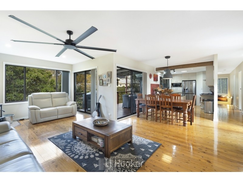 58 Lake View Road, Kilaben Bay NSW 2283