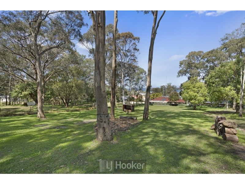 58 Lake View Road, Kilaben Bay NSW 2283