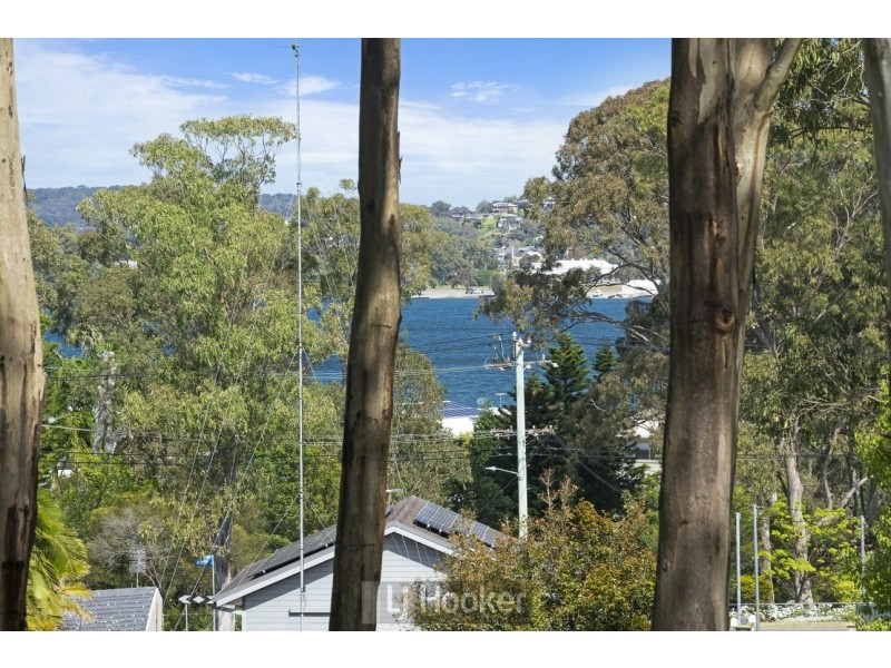 58 Lake View Road, Kilaben Bay NSW 2283